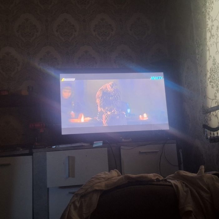 Продается телевизор