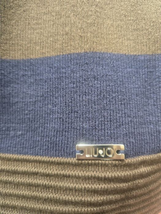 Оригинален нов пуловер LIU JO