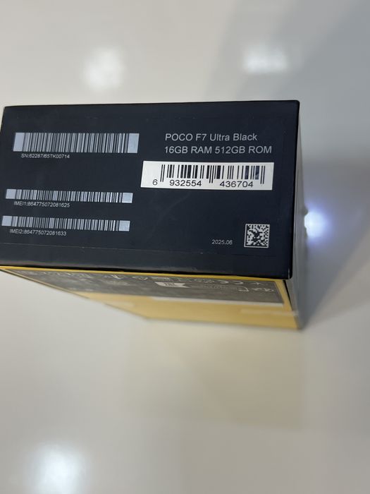 POCO F7 ULTRA , NOU de 512 GB cu 16 GB RAM