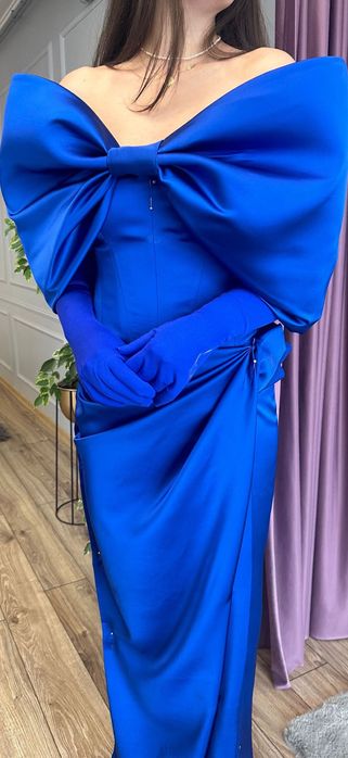 Rochie tafta albastră