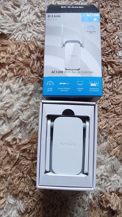 D-Link AC1200 WiFi разширител на обхват DAP-1610