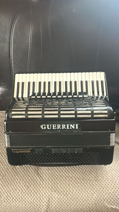 Acordeon CONSONA 120basi