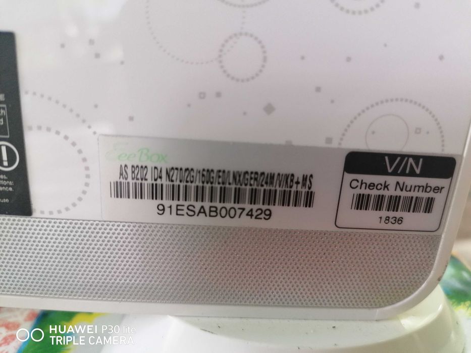 Minicalculator Eee Box B202