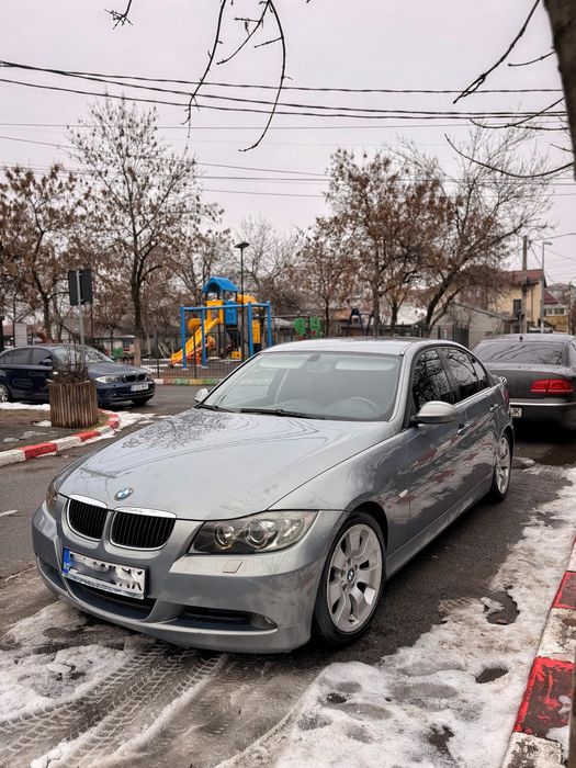 Vand bmw e90 320d 163cp automat xenon navigatie mare piele recaro