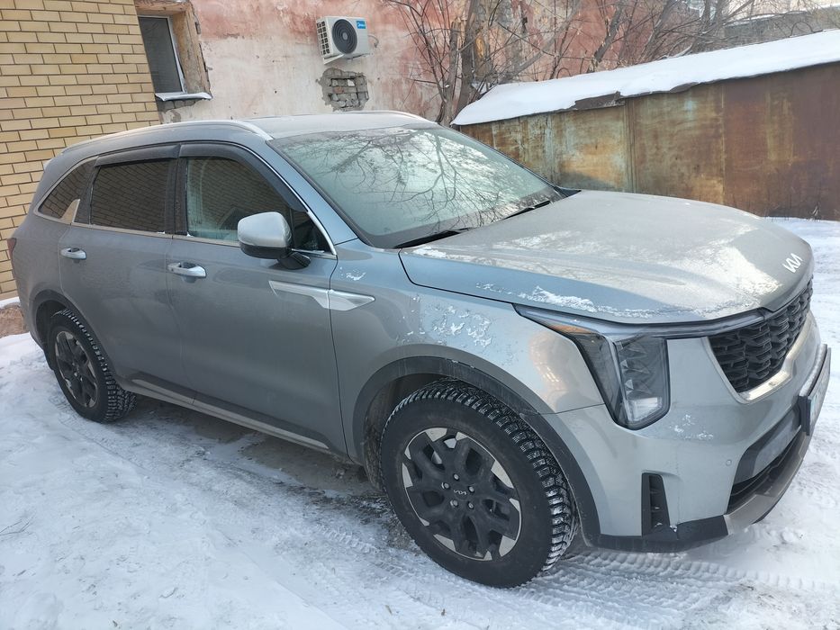 Продаём киа соренто новый 18 млн