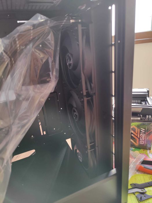 Gaming PC Ryzen 7 7700x 32GB DDR5 6000 RX5700XT