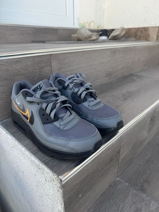 Маратонки Nike в перфектно състояние