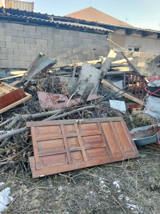 Дрова, доски бесплатно