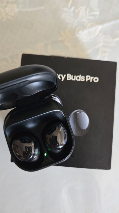 Продам наушники BUDS Pro