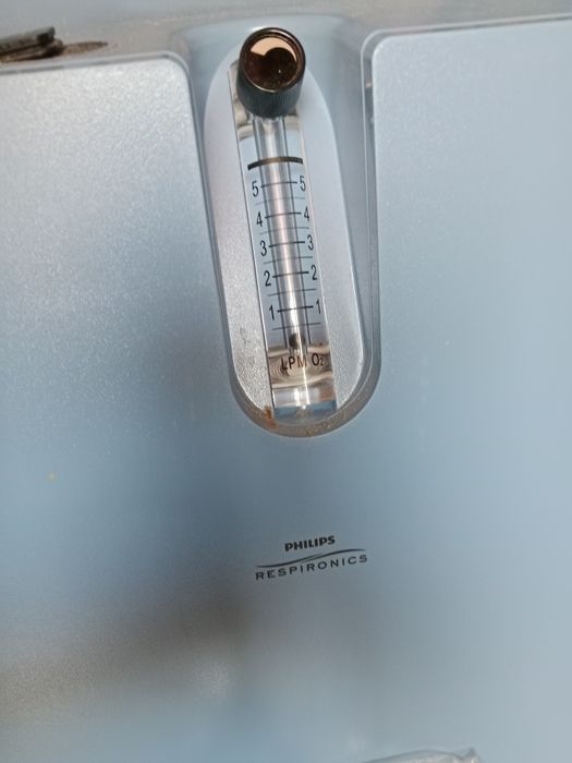 Aparat concentrator de oxigen Philips Respironics – Stare impecabilă
3