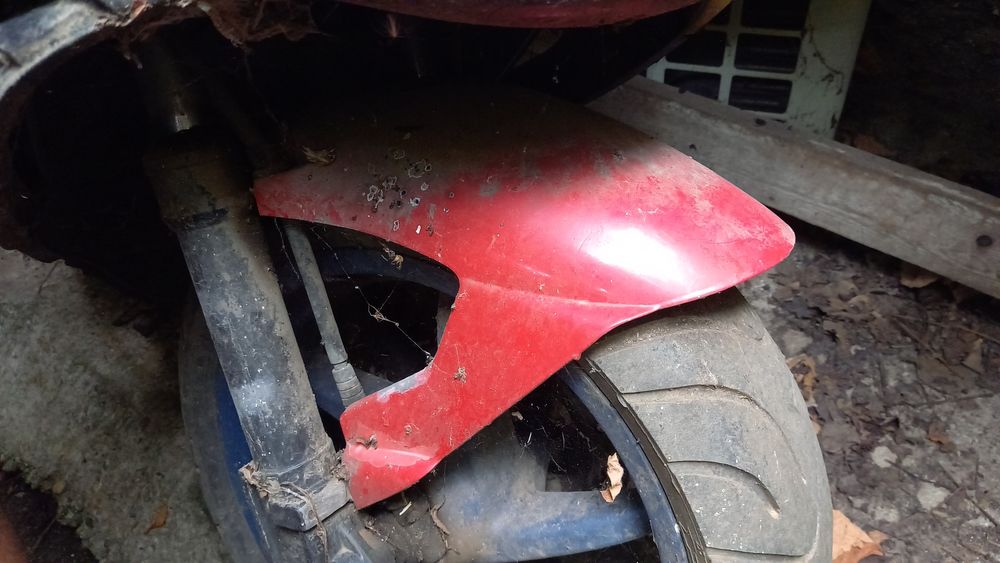 Aripa roata fata scuter Aprilia SR50