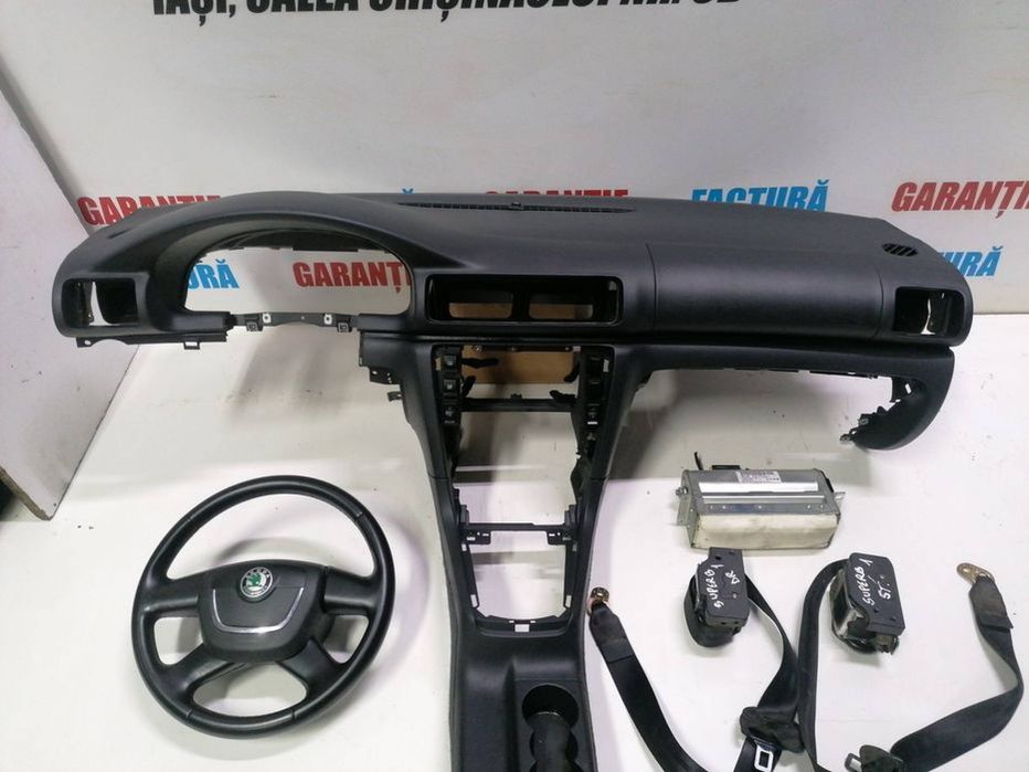 Plansa bord kit airbag-uri airbag volan pasager centuri Skoda superb 1