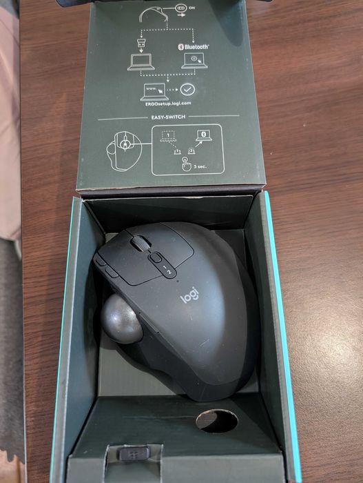 Ергономична мишка Logitech MX Ergo