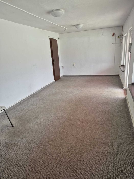 Închiriez spațiu comercial Ștefănești-Centru, 30 mp