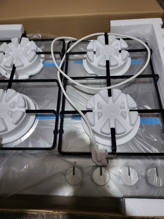 Vand plite pe gaz cu aprindere electrica