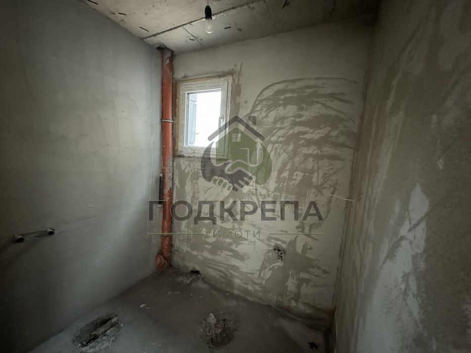 Дава се под наем Тристаен апартамент в Пловдив, Мараша - 120 кв.м за 612 € - Снимка #7