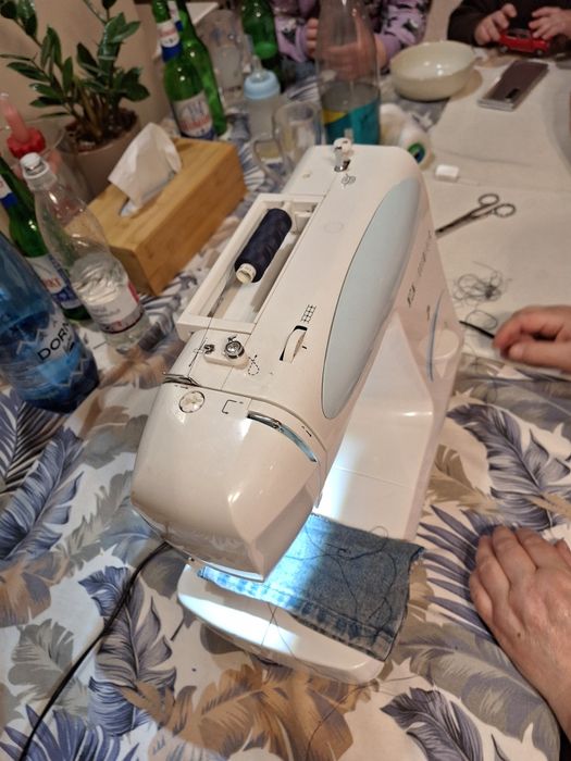 Masina de cusut Necchi N81