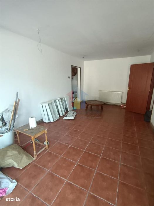 Spatiu comercial, 60 mp, 3 camere, vitrina stradala, zona Ultra Centr — fotografia 2