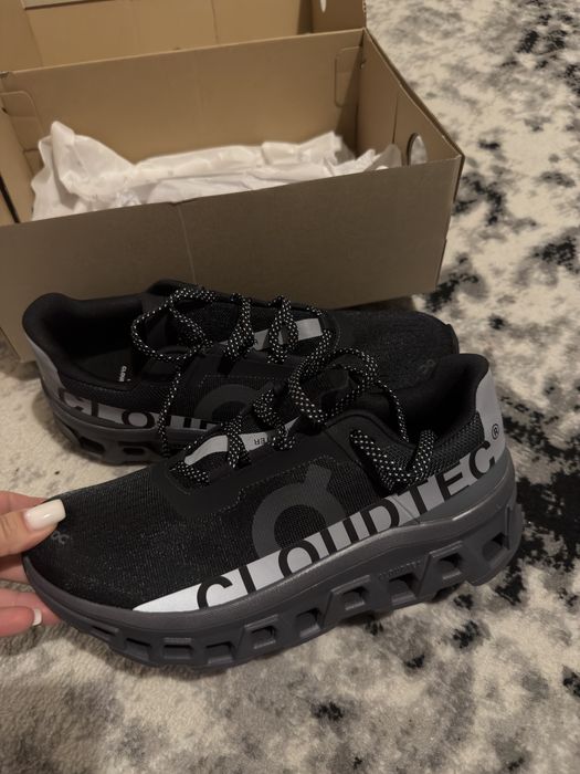 On m Cloudmonster  Lumos