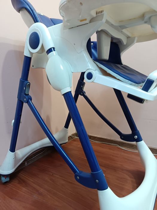 Стул для кормления детский