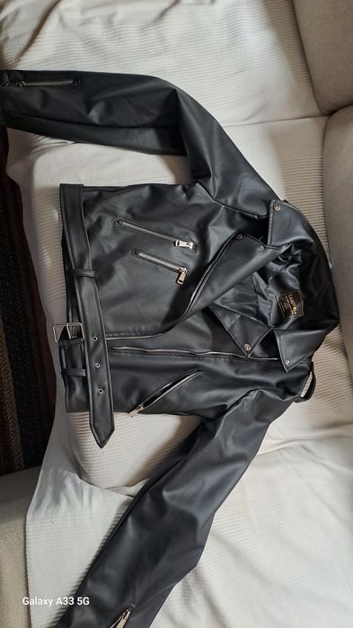 Кожено яке размер М