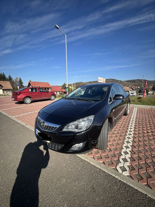 Opel Astra J 1.6 benzina