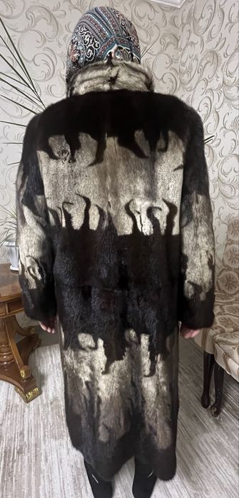 Продам норковую шубу