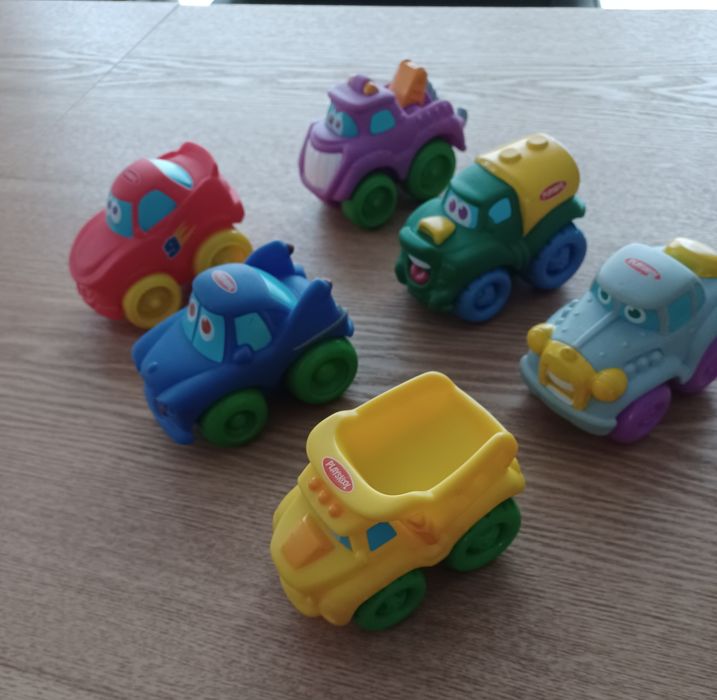 Vând mașinuțe Playskool