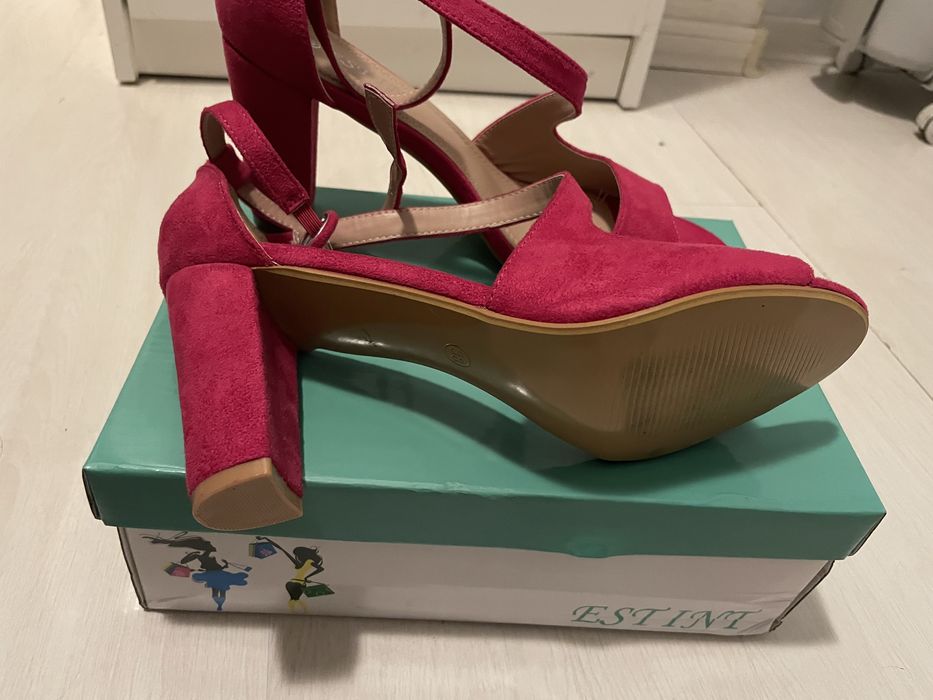 Sandale fuchsia noi piele ecologica nr. 38