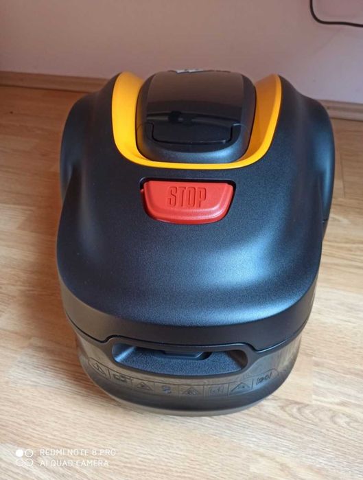 Robot tuns iarba McCulloch ROB S.