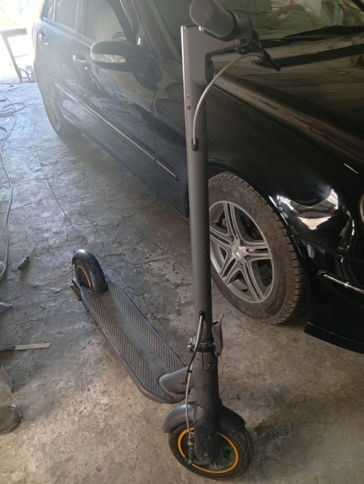 Электросамокат Xiaomi Mi