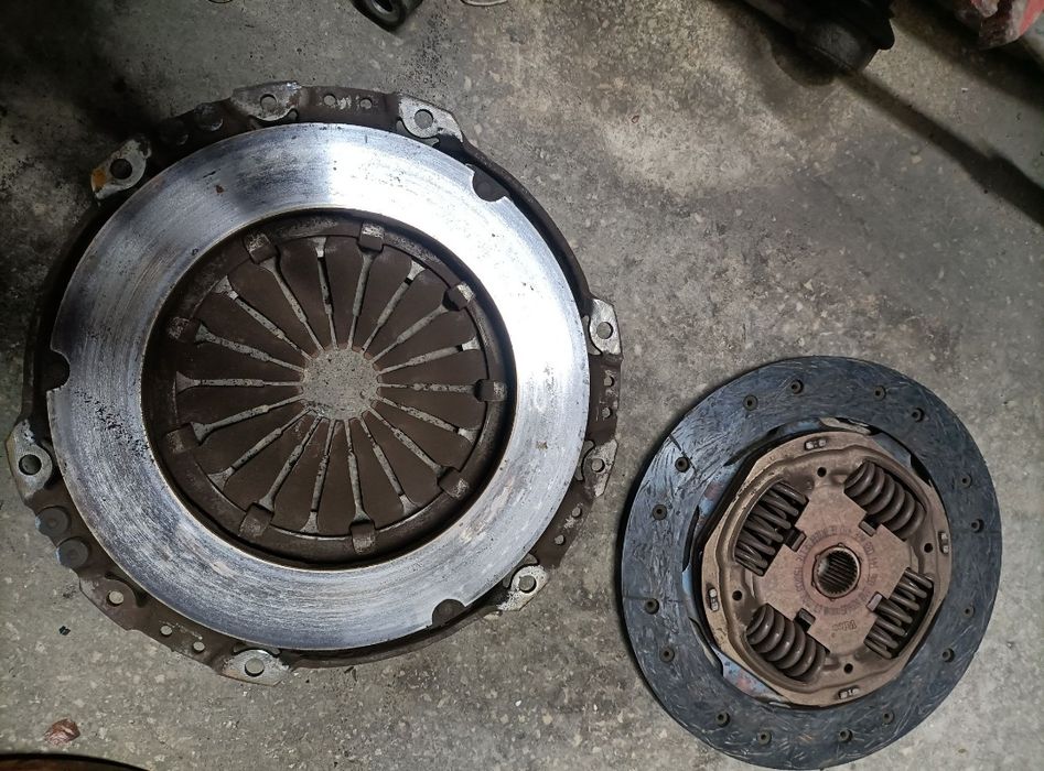 Set ambreiaj ; Audi Seat SKODA Volkswagen... Bluza top escaladă top