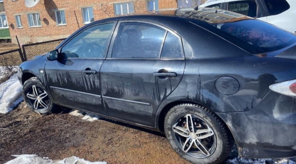 Продам машину Mazda