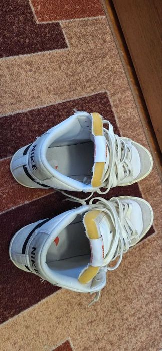 Nike Blazer Mid ’77