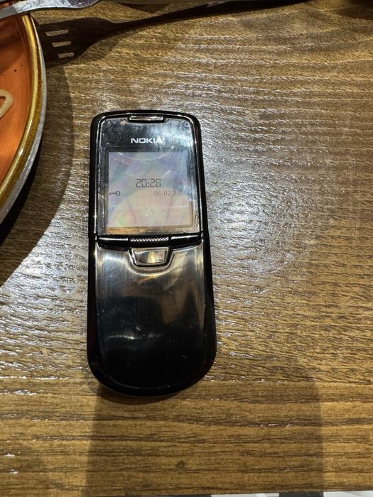 Nokia 8800 классик