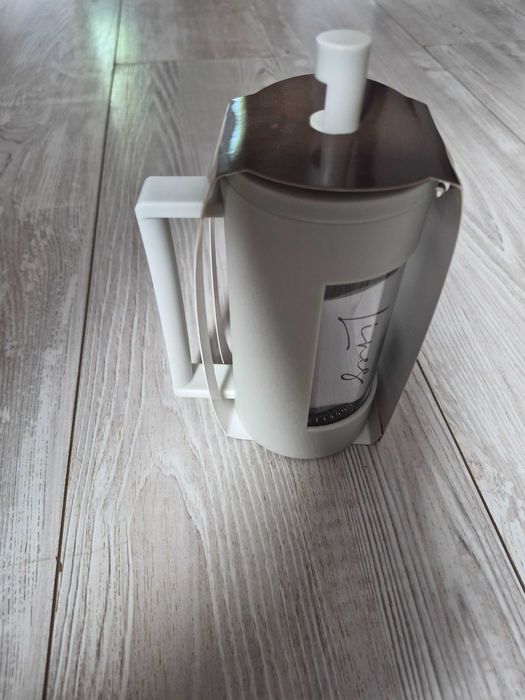 Машина за пуканки Black+Decker + подарък чаша преса за чай или кафе