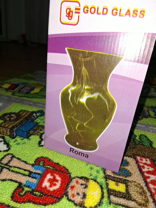 Vaza din sticla noua