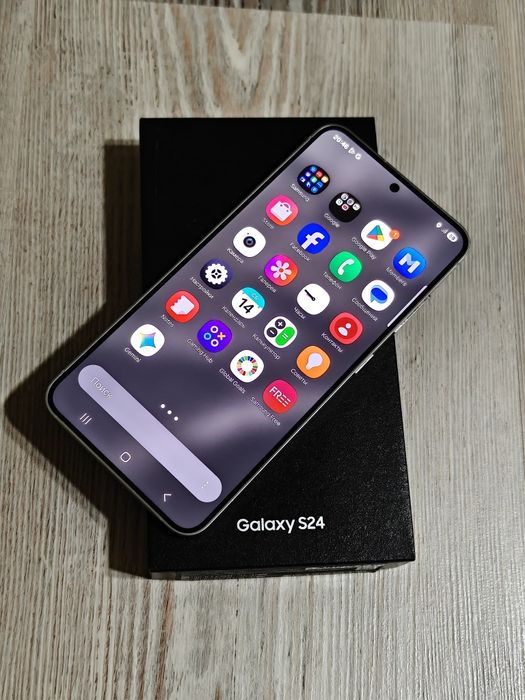Samsung S24 128 gb Ram 8 5G EAC
