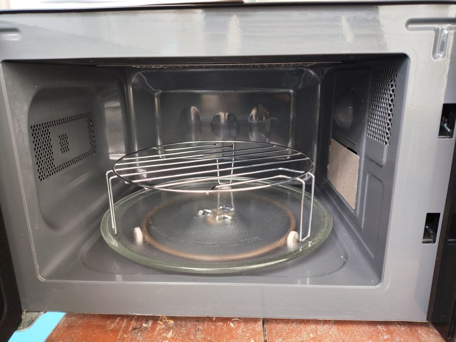 Микроволновая печь + Гриль Artel GWD 0220 Black