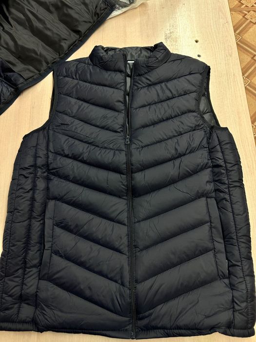 Оптом жилетки с брендированием