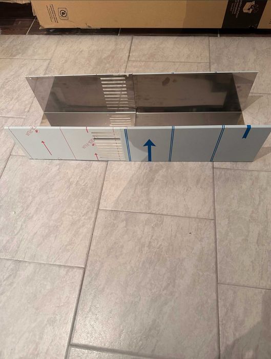 Extensie de perete pentru mascarea tubularii