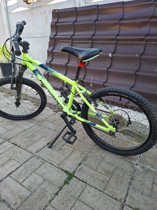 Bicicleta copii 6-9 ani