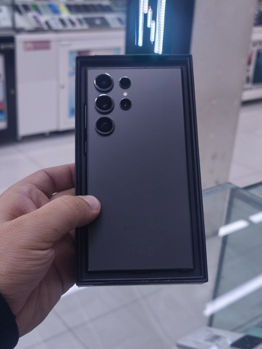 Samsung S24ultra 12/512 titan black