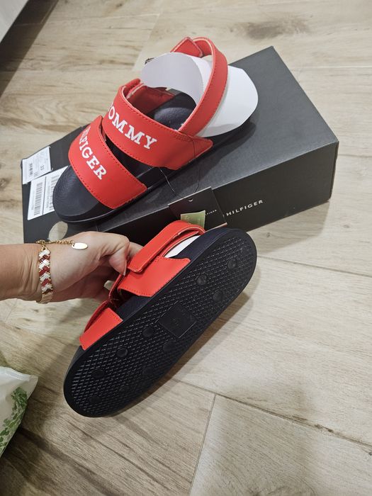 Детски сандали Tommy Hilfiger  Нови 33 номер