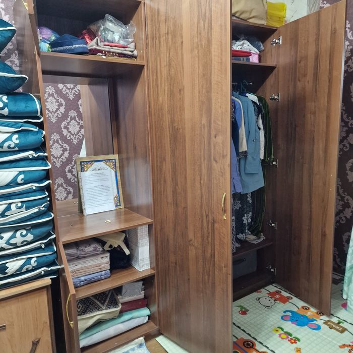 Продам спальный гарнитур