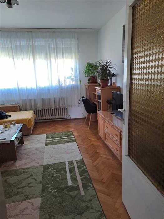 Дава се под наем Тристаен апартамент в Пловдив, Младежки Хълм - 86 кв.м за 464.1 € - Снимка #2