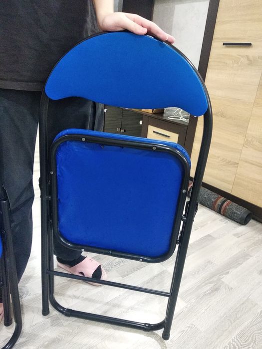 Продам стулья складные