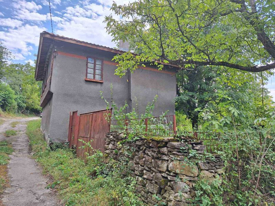 Продава се Къща в с. Бучуковци, Област Габрово - 185 кв.м за 166 €/кв.м - Снимка #2