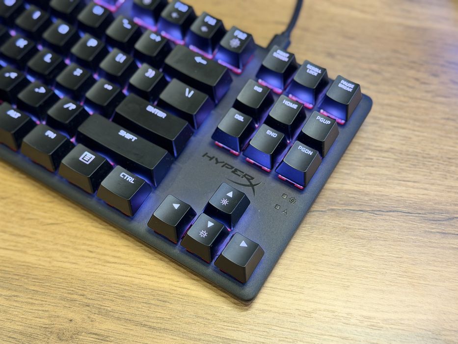 Механическая клавиатура HyperX
