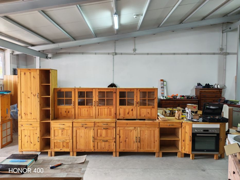 Bucătărie Utilată Integral din Lemn Masiv -Mobila Germania